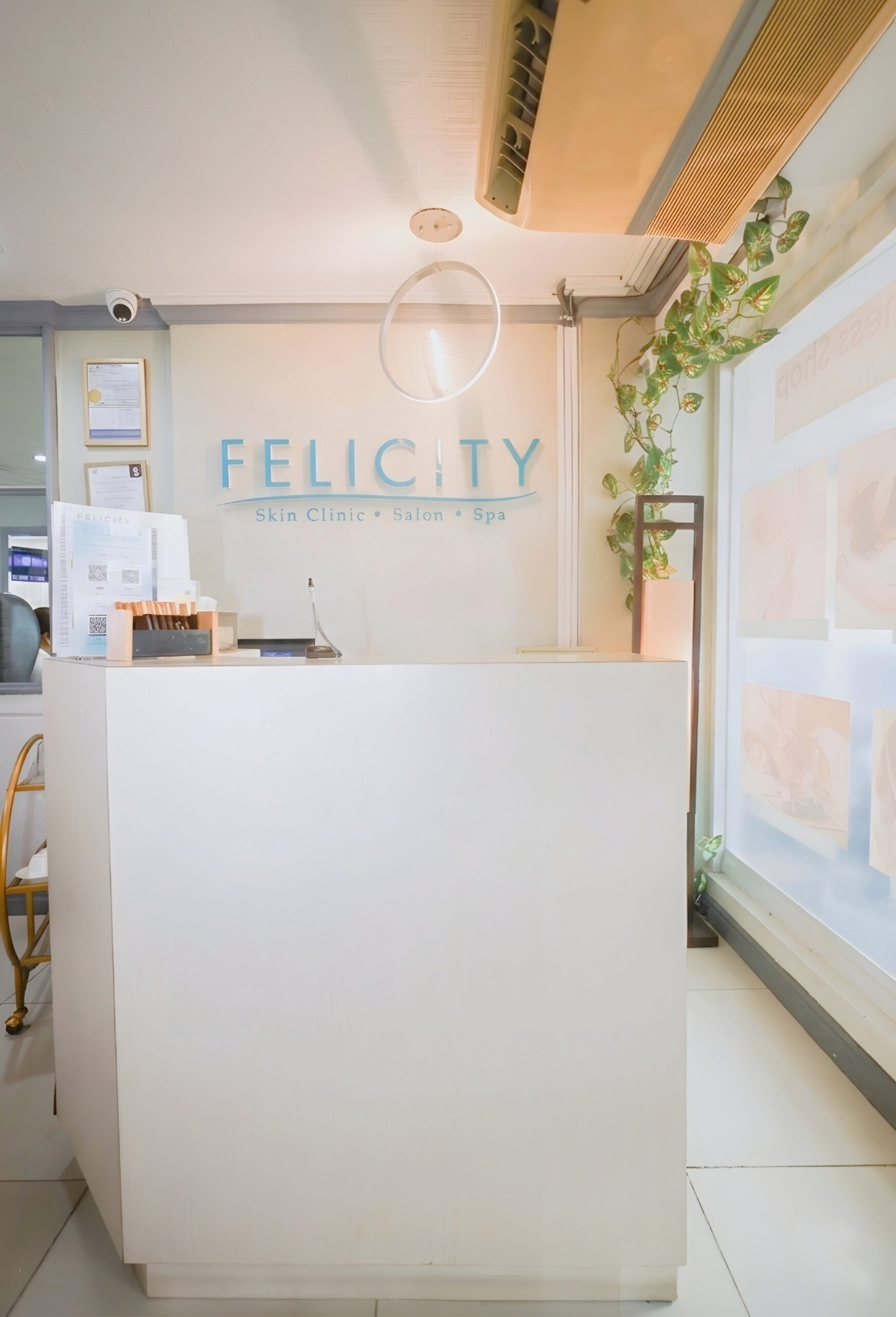 {"remix_data":[],"remix_entry_point":"challenges","source_tags":[],"origin":"unknown","total_draw_time":0,"total_draw_actions":0,"layers_used":0,"brushes_used":0,"photos_added":0,"total_editor_actions":{},"tools_used":{"clone":2,"ai_enhance":1},"is_sticker":false,"edited_since_last_sticker_save":true,"containsFTESticker":false}